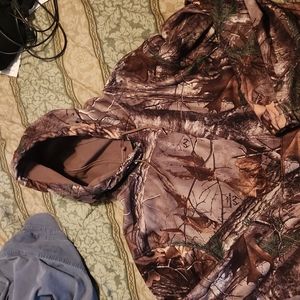 Realtree sweater